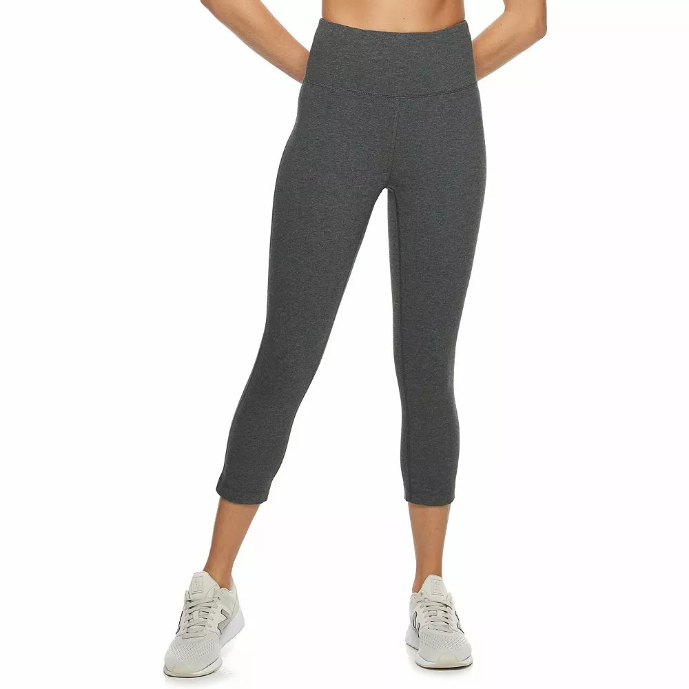 Women's Tek Gear® Essential High-Waisted Capri Leggings 5 Women's Tek Gear® Essential High-Waisted Capri Leggings - Image 3