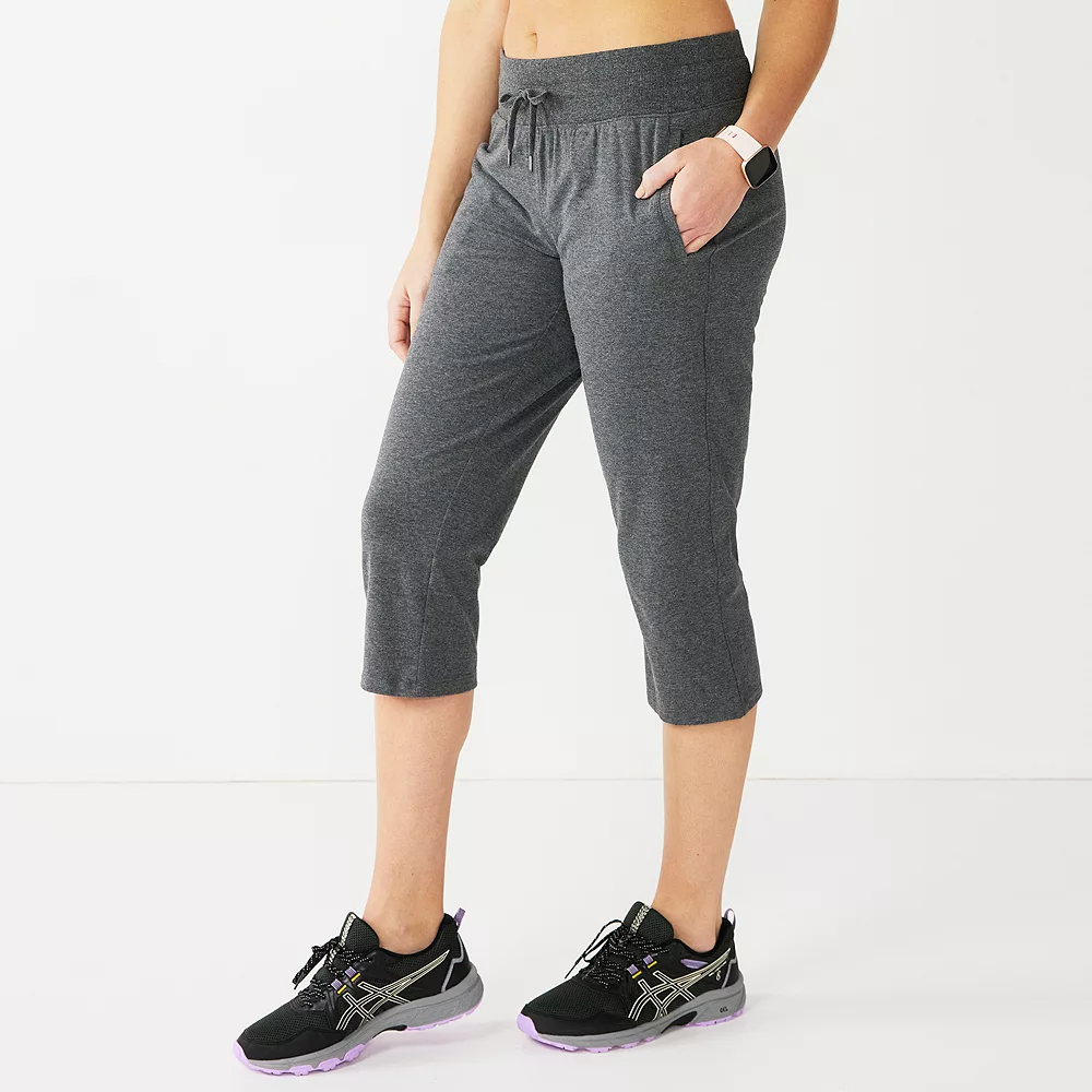 Women's Tek Gear® Essential Straight-Leg Workout Capris 5 Women's Tek Gear® Essential Straight-Leg Workout Capris - Image 3