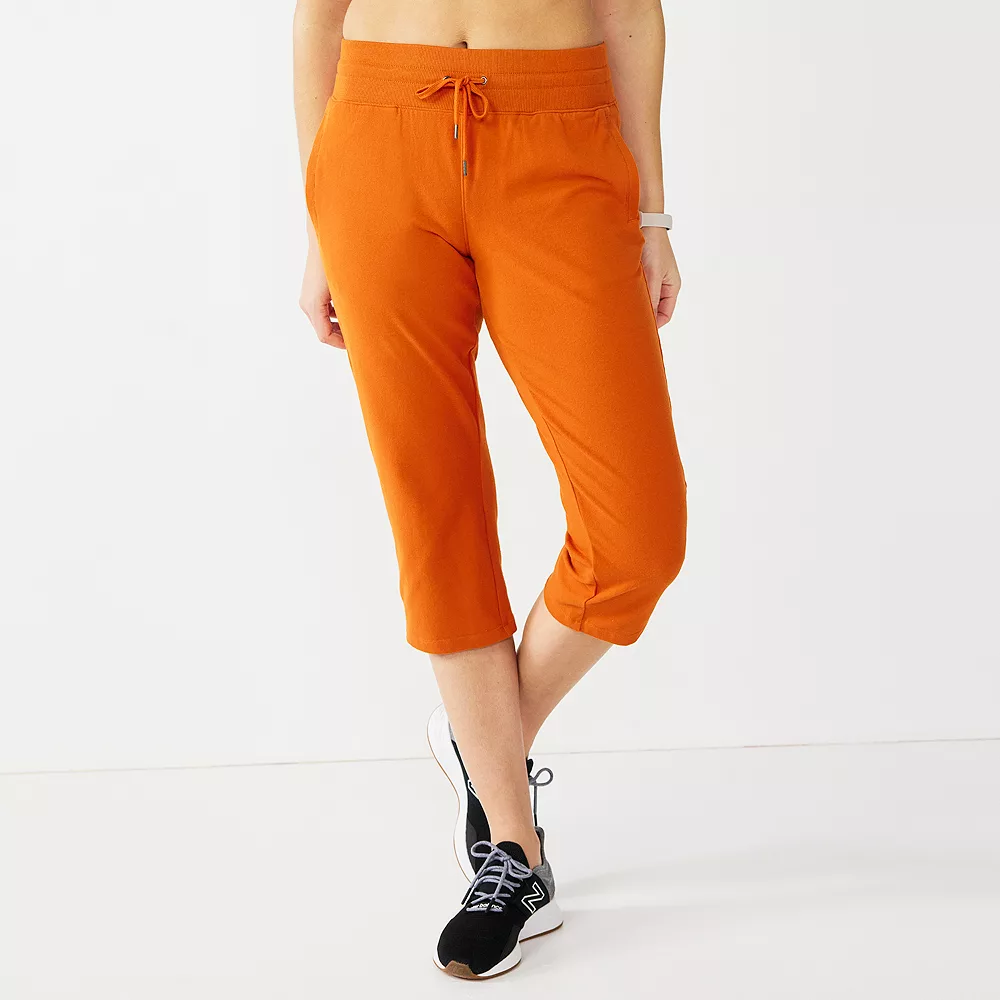 Women's Tek Gear® Essential Straight-Leg Workout Capris 8 Women's Tek Gear® Essential Straight-Leg Workout Capris - Image 6